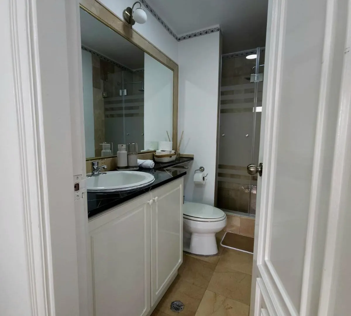 קיטו Av Republica De El Salvador Fontana Suites אקוודור